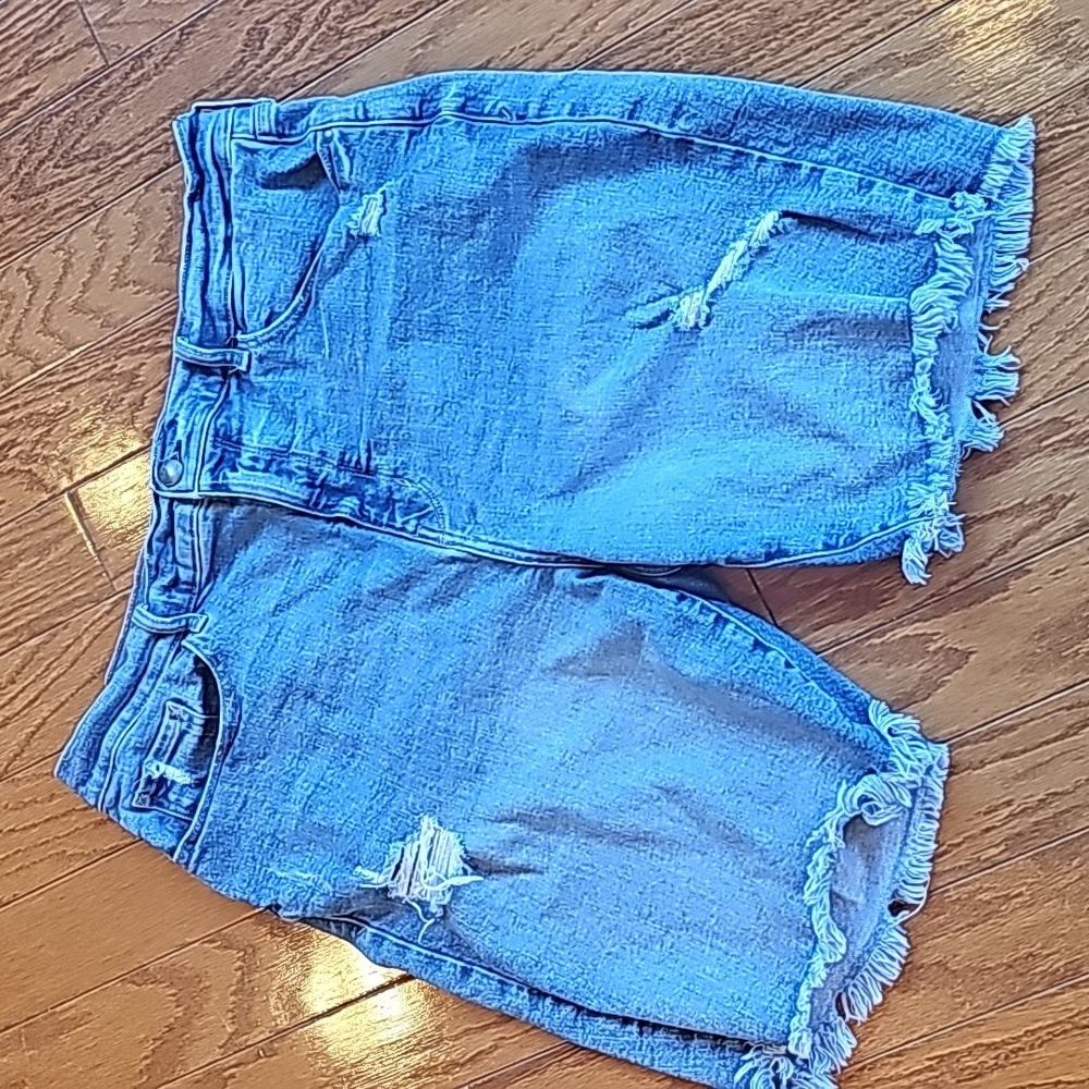 Bermuda Jean Shorts